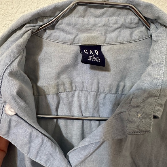 GAP Light Chambray 3/4 Sleeve Button Up Top - Picture 7 of 8